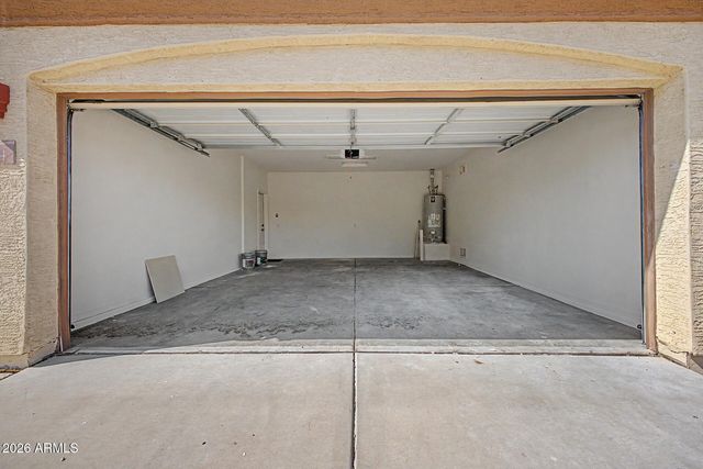9124 W BERKELEY Road, Phoenix, AZ 85037
