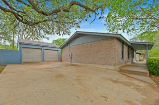 205 Hitching Post DR, Kyle, TX 78640