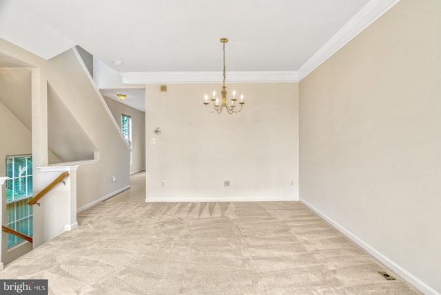 13051 PARK CRESCENT CIR, Herndon, VA 20171
