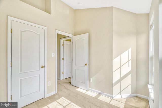 13051 PARK CRESCENT CIR, Herndon, VA 20171
