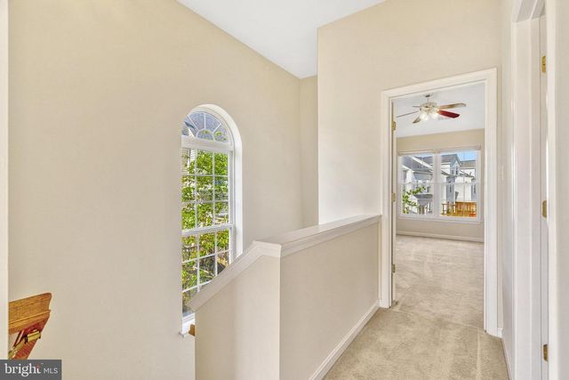 13051 PARK CRESCENT CIR, Herndon, VA 20171