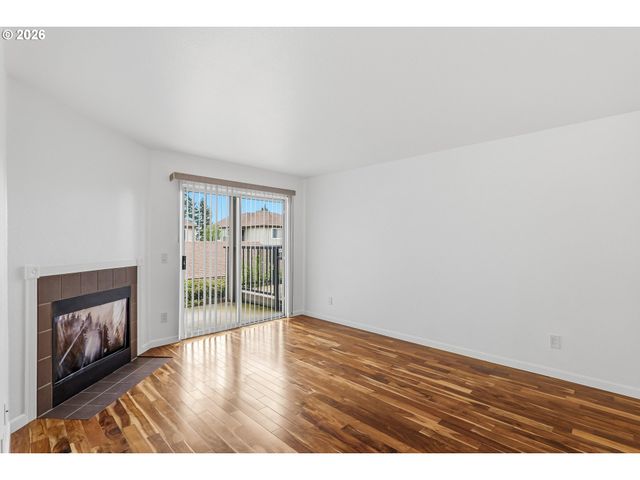 20905 FAWN Ct 34, West Linn, OR 97068