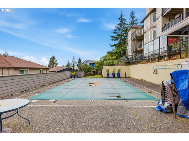 20905 FAWN Ct 34, West Linn, OR 97068