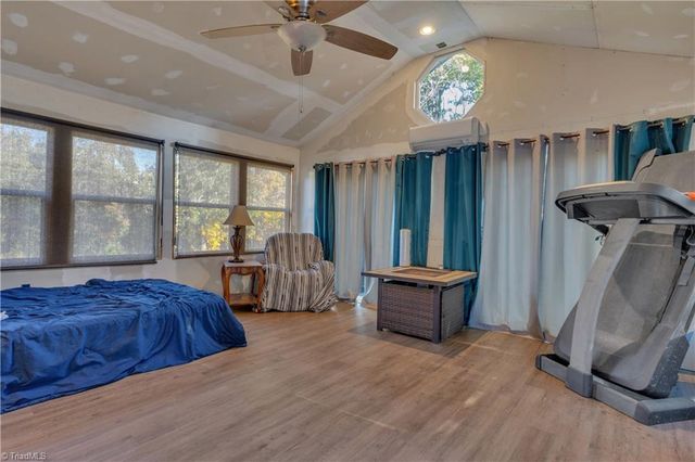 677 Kennedy Country Drive, Asheboro, NC 27205