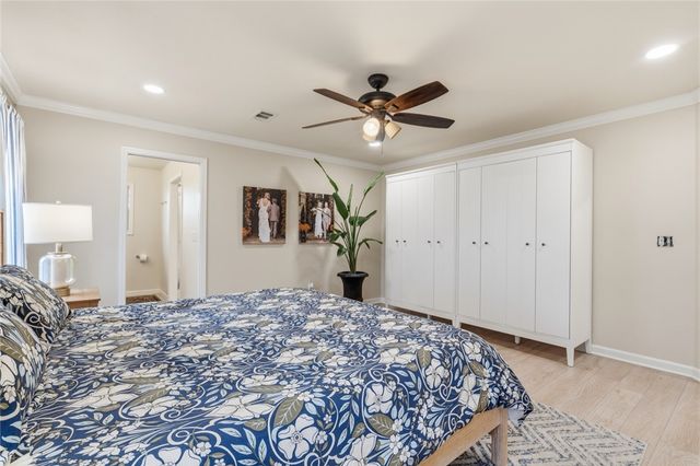 562 Rheas Mill Road, Farmington, AR 72730