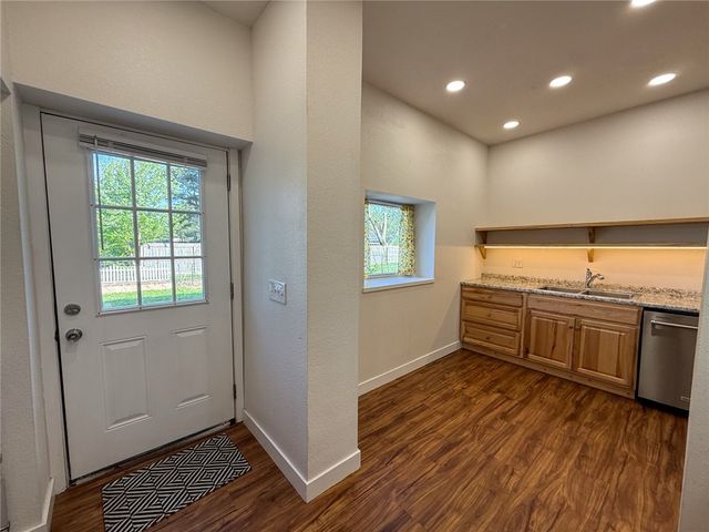 562 Rheas Mill Road, Farmington, AR 72730