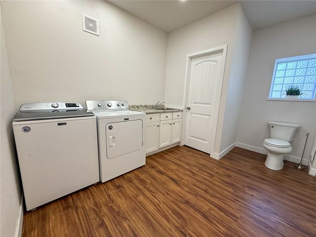 562 Rheas Mill Road, Farmington, AR 72730