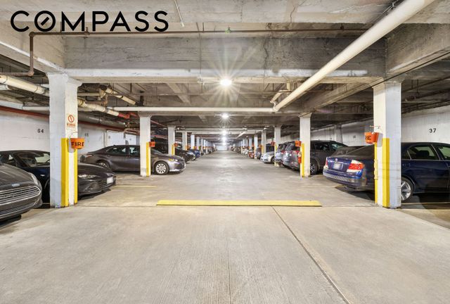 3441 85th St Apt 2R, New York City, NY 11372
