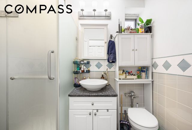 3441 85th St Apt 2R, New York City, NY 11372