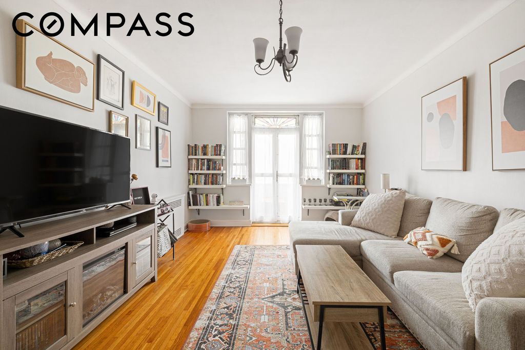 3441 85th St Apt 2R, New York City, NY 11372