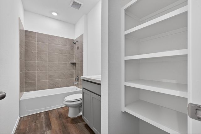 24856 Springbluff Valley Court, Magnolia, TX 77355