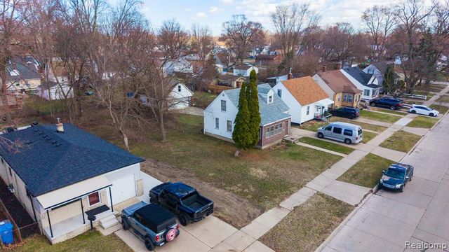 26166 Powers Avenue, Dearborn Heights, MI 48125