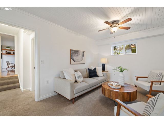 11920 Sw NORTH DAKOTA St, Portland, OR 97223