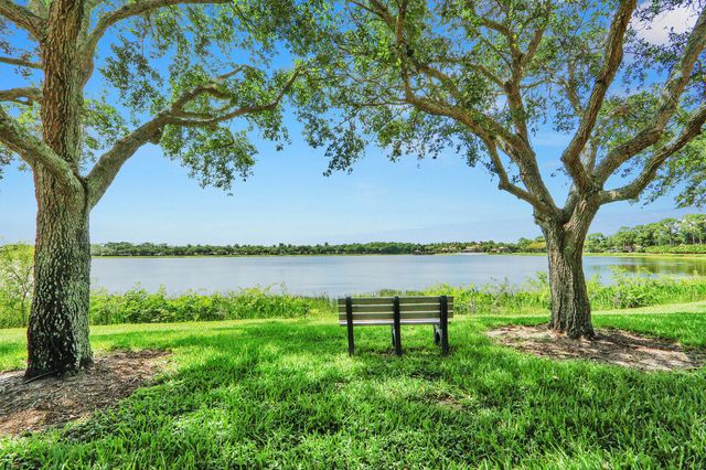 196 Evergrene Parkway, Palm Beach Gardens, FL 33410