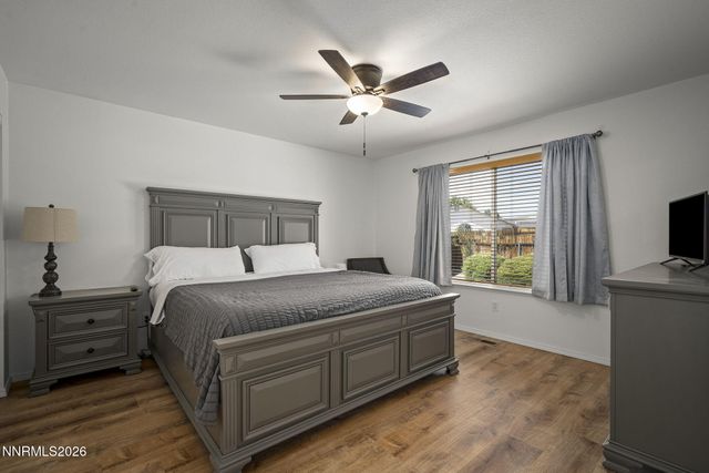 1419 Rosy Finch Drive, Sparks, NV 89441