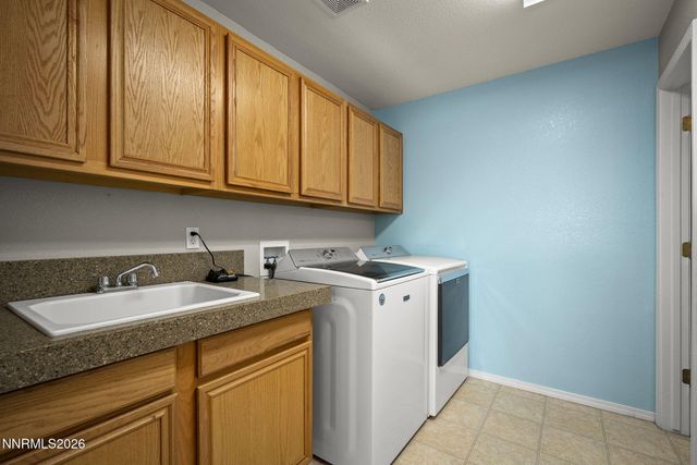 1419 Rosy Finch Drive, Sparks, NV 89441