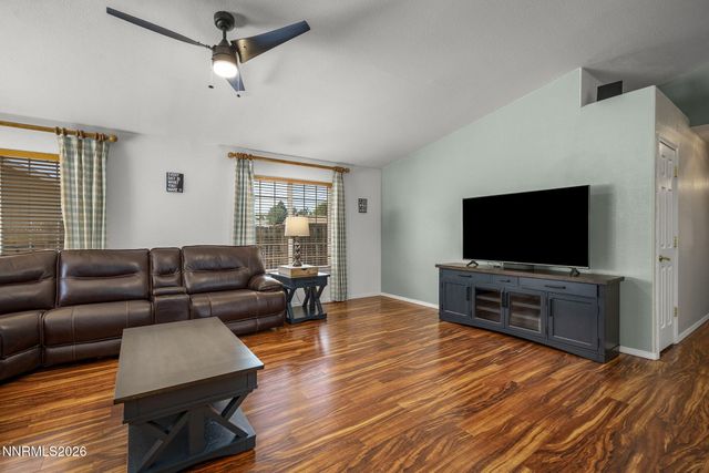 1419 Rosy Finch Drive, Sparks, NV 89441
