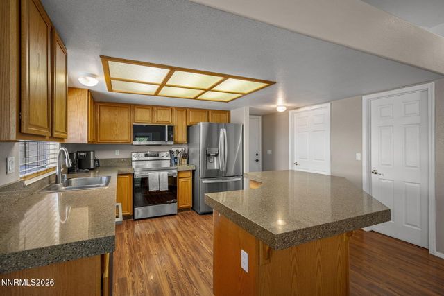 1419 Rosy Finch Drive, Sparks, NV 89441