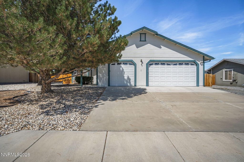 1419 Rosy Finch Drive, Sparks, NV 89441
