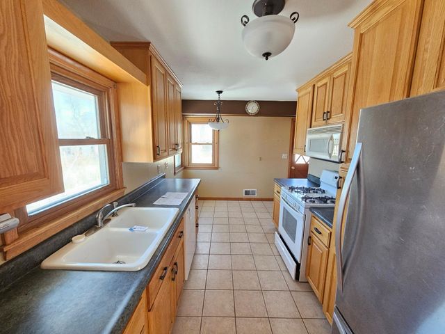 513 54th Avenue NE, Fridley, MN 55421