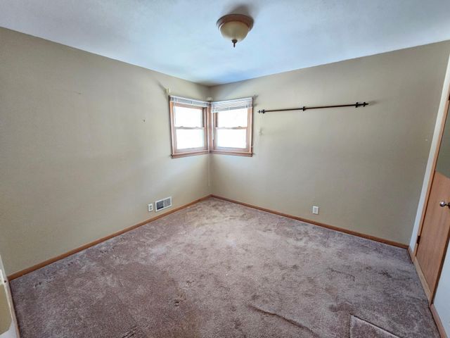 513 54th Avenue NE, Fridley, MN 55421