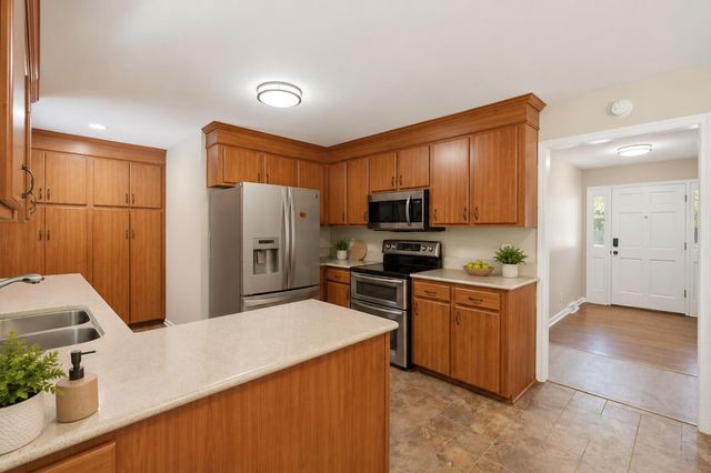 126 Fox Chase Drive, Goose Creek, SC 29445