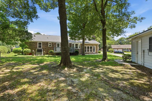126 Fox Chase Drive, Goose Creek, SC 29445
