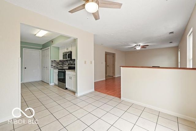 547 Deer Trail Drive, Indianapolis, IN 46217