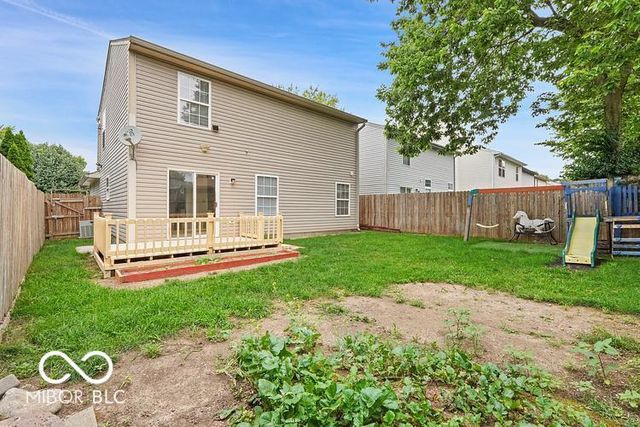 547 Deer Trail Drive, Indianapolis, IN 46217