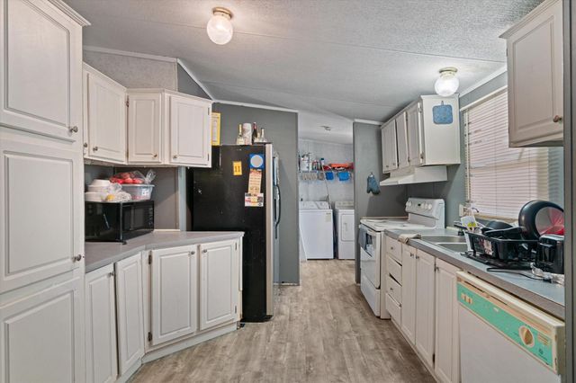 618 Vz County Road 3416, Wills Point, TX 75169