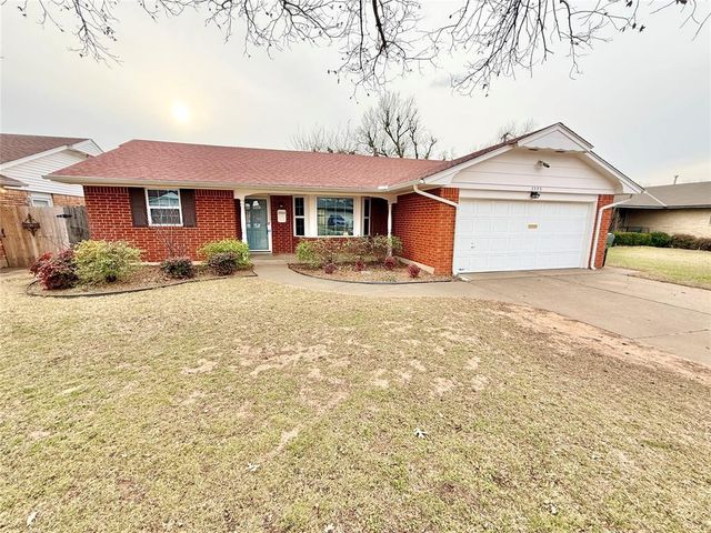 3505 N Ridgewood Drive, Midwest City, OK 73110