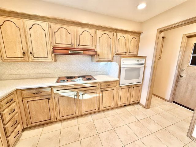 3505 N Ridgewood Drive, Midwest City, OK 73110