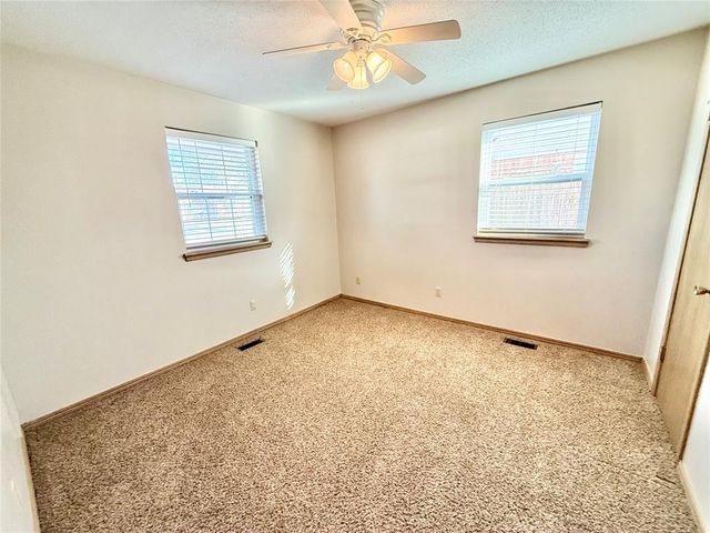 3505 N Ridgewood Drive, Midwest City, OK 73110