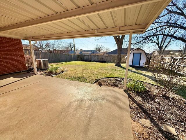 3505 N Ridgewood Drive, Midwest City, OK 73110
