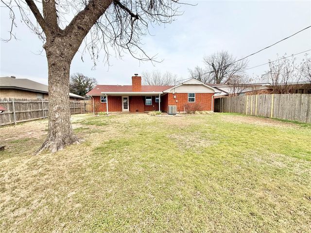 3505 N Ridgewood Drive, Midwest City, OK 73110