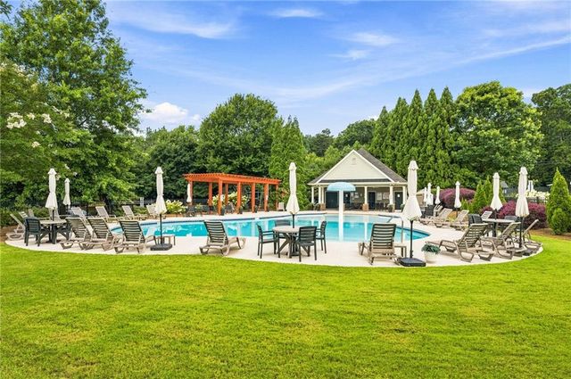 1675 Walking Horse Trail, Cumming, GA 30041