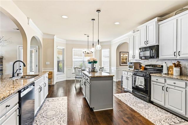 1675 Walking Horse Trail, Cumming, GA 30041