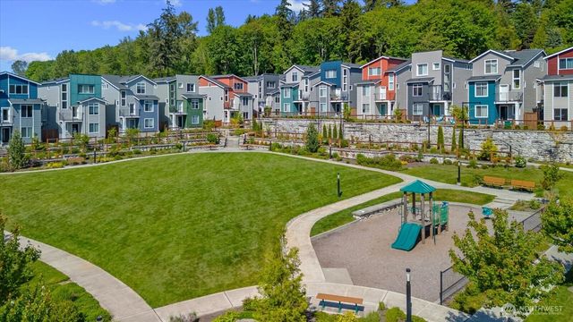 22505 70th Place W, Mountlake Terrace, WA 98043