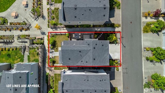 22505 70th Place W, Mountlake Terrace, WA 98043
