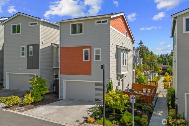 22505 70th Place W, Mountlake Terrace, WA 98043