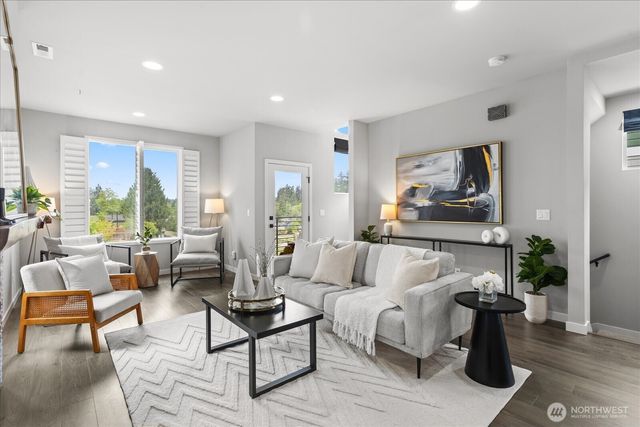 22505 70th Place W, Mountlake Terrace, WA 98043