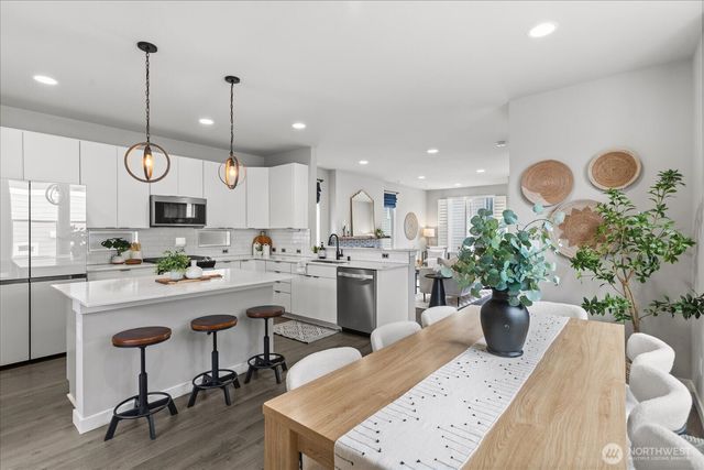 22505 70th Place W, Mountlake Terrace, WA 98043