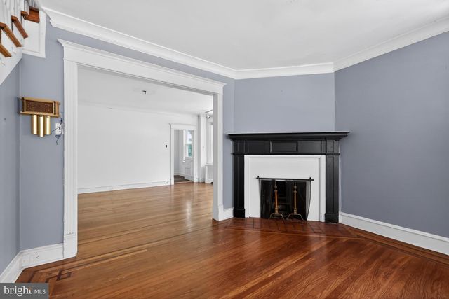 7042 GREENE ST, Philadelphia, PA 19119