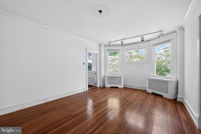 7042 GREENE ST, Philadelphia, PA 19119