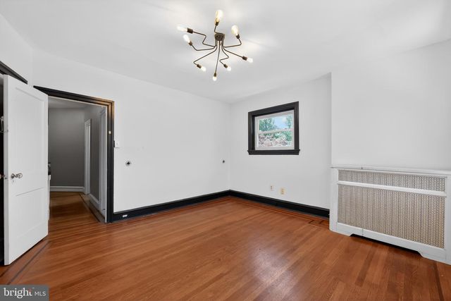 7042 GREENE ST, Philadelphia, PA 19119