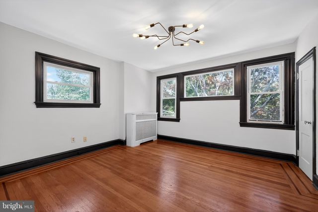 7042 GREENE ST, Philadelphia, PA 19119
