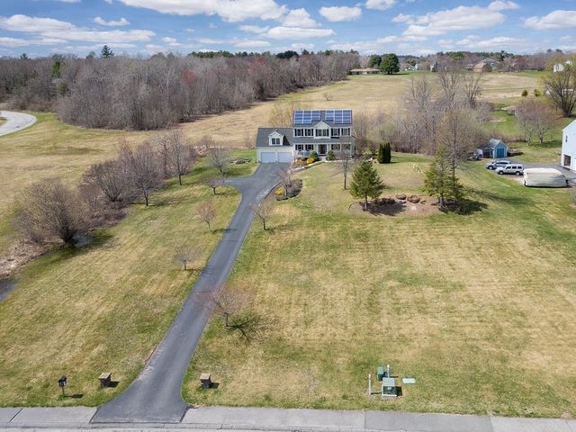 9 White Rd, Mendon, MA 01756