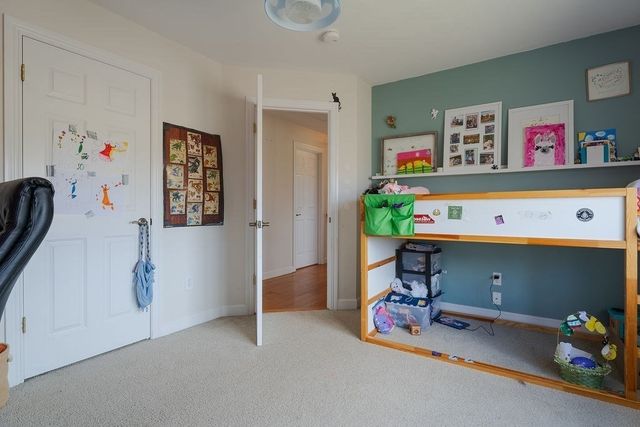 9 White Rd, Mendon, MA 01756