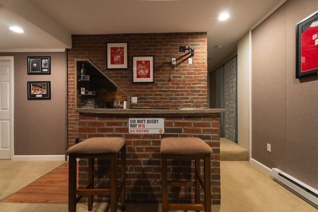 9 White Rd, Mendon, MA 01756