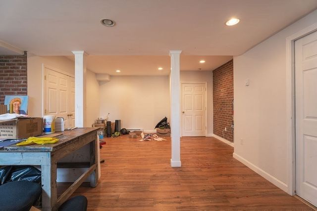 9 White Rd, Mendon, MA 01756